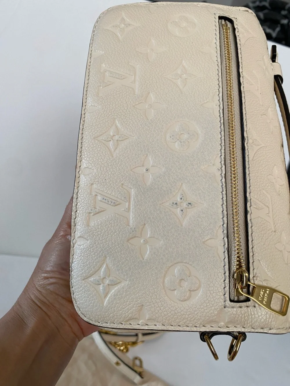 Louis Vuitton east west Metis - Picture 5 of 17